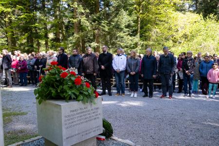 80. obletnica požiga bencina v Postojnski jami (36)